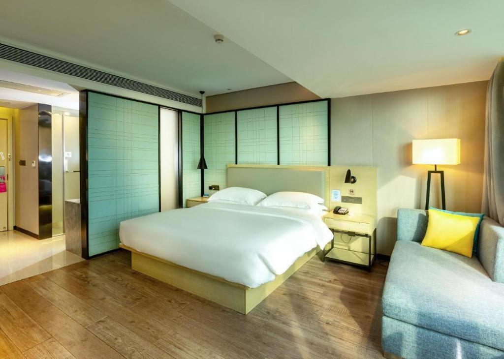 Echarm Hotel Yangjiang Baili Plaza Kültér fotó