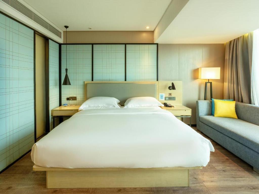 Echarm Hotel Yangjiang Baili Plaza Kültér fotó